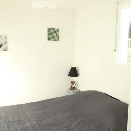 T3 A Montauban-de-luchon, 41m², Veranda, Jardin Sud 58m², Parking Securise - Fr-1-313-219 *